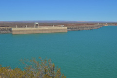 La represa de El Chocón se halla construida sobre Limay,  en las dos provincias que este río separa. Fue  inaugurada  en la década de 1970. Su hidroeléctrica fue durante años la mayor generadora del País; su espejo de agua fue el mayor lago artificial de Argentina. La presa está constituida de materiales sueltos. En la foto, la obra de toma de agua para la usina, en primer plano.