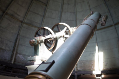 El Gran Telescopio Ecuatorial del Observatorio Astronómico de la Universidad Nacional de Córdoba escudriña los cielos cordobeses desde 1871. Mucho antes, incluso, de que se construyera el edificio actual del Observatorio, en el cual se halla montado desde 1930.