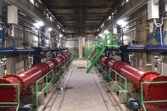 Entre las dos baterías de filtros existe una galería de inspección que permite controlar el funcionamiento del proceso de filtrado.
