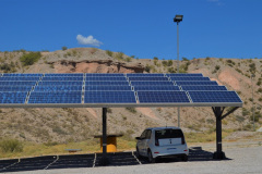En forma adyacente a Anchipurac, un Parque Solar Fotovoltaico satisface la mayor parte de las necesidades del Centro. El techo del estacionamiento también está cubierto de panles fotovoltaicos, aprovechando la gran cantidad de horas de insolación en esa zona.